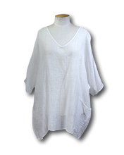 Load image into Gallery viewer, La Bottega di Brunella. Muslin Oversize Top - Size OS
